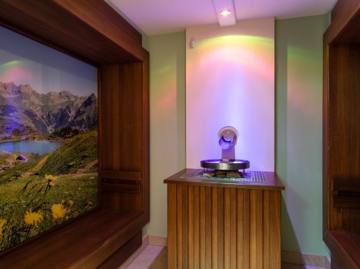 Area wellness con bagno alle erbe - Titlis Resort