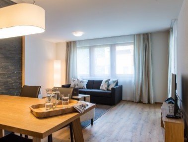 Salon avec coin repas - Titlis Resort