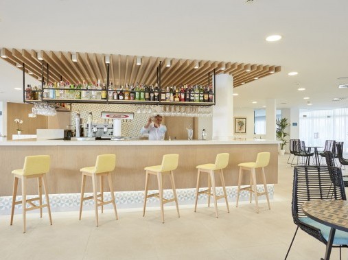Bar - Universal Aparthotel Elisa - Playa de Muro/Alcudia Mallorca