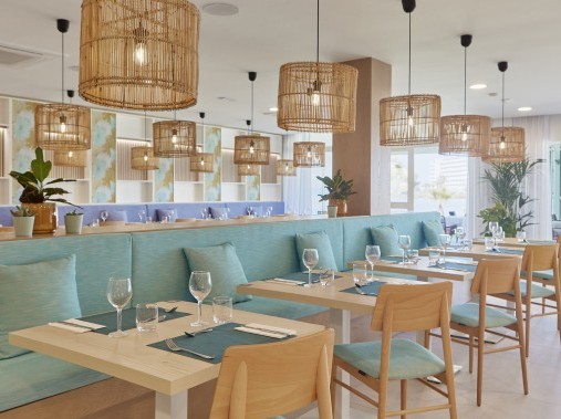 Restaurant - Universal Aparthotel Elisa - Playa de Muro/Alcudia Mallorca