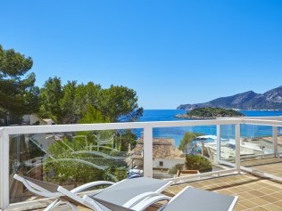 Balkon mit Blick aufs Meer - Universal Aparthotel Don Camillo