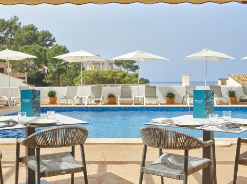 Restaurant Terrasse - Universal Aparthotel Don Camillo - Sant Elm Mallorca