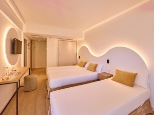 Wohn- und Schlafzimmer - Universal Hotel Bikini