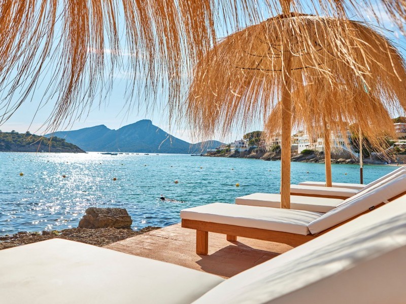 Plate-forme de couchage au bord de la mer - Universal Hotel Aquamarin - Sant Elm Mallorca