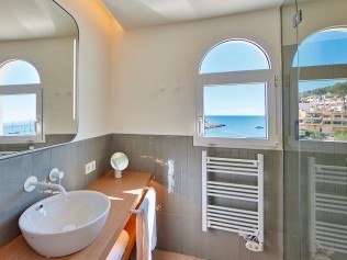 Salle de bains - Universal Hotel Aquamarin