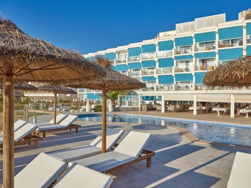 Aussenansicht - Universal Hotel Cabo Blanco - Colonia Sant Jordi Mallorca