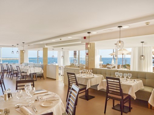 Restaurant - Universal Hotel Cabo Blanco - Colonia Sant Jordi Mallorca