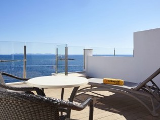 Terrasse - Universal Hotel Cabo Blanco