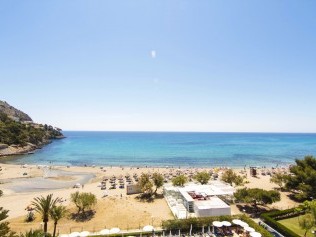 Aussicht auf das Meer - Universal Hotel Castell Royal
