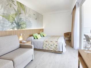 Wohn- und Schlafzimmer - Universal Hotel Castell Royal