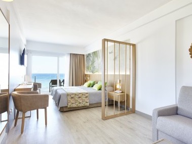 Wohn- und Schlafzimmer - Universal Hotel Castell Royal