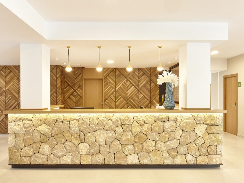 Reception - Universal Hotel Castell Royal - Canyamel Mallorca