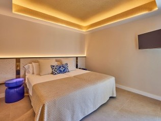 Wohn- und Schlafzimmer - Universal Hotel Grand Léon & Spa