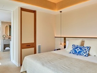 Wohn- und Schlafzimmer - Universal Hotel Grand Léon & Spa