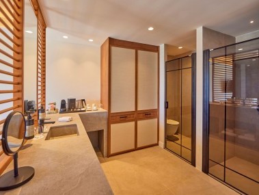 Badezimmer - Universal Hotel Grand Léon & Spa