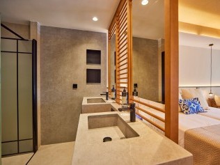 Badezimmer - Universal Hotel Grand Léon & Spa