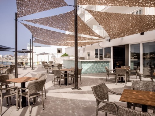Terrasse beim Pool - Hotel Florida Magaluf by Universal