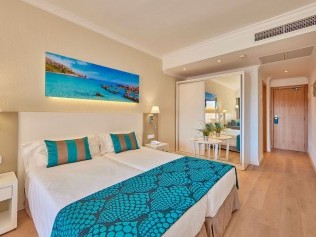 Wohn- und Schlafzimmer - Universal Hotel Lido  & Spa