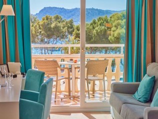 Wohn- und Schlafzimmer - Universal Hotel Lido  & Spa