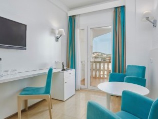 Wohn- und Schlafzimmer - Universal Hotel Lido  & Spa