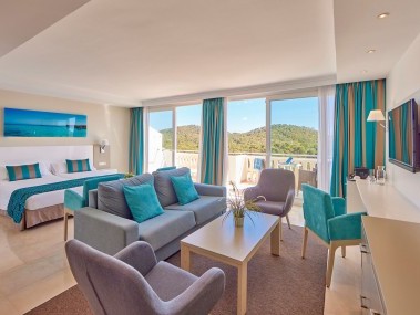 Wohn- und Schlafzimmer - Universal Hotel Lido  & Spa