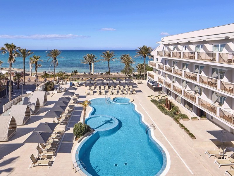 Aussicht auf das Meer - Universal Hotel Neptuno