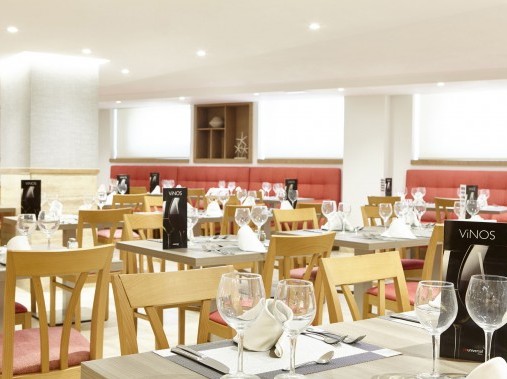 Restaurant - Universal Hotel Perla - S'Illot Mallorca