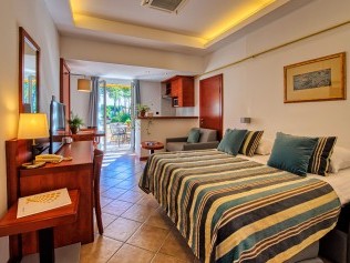 Wohn- und Schlafzimmer - Zaton Holiday Resort