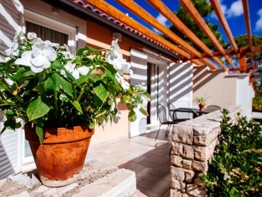 Comoda area esterna per sedersi - Zaton Holiday Resort